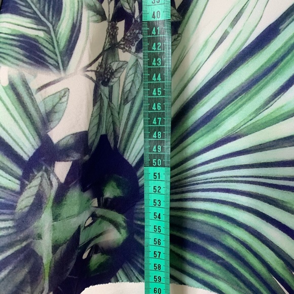 Seductions skirt new $10 - Picture 5 of 8